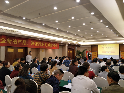 勒是霧都!數碼彩創新破局，扭轉家裝漆乾坤