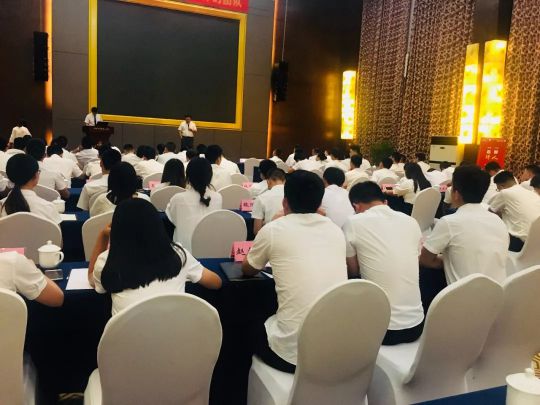 火星人集成灶銷售部9月績溪會議：我們是最棒的團隊！