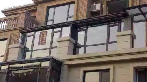 冬天待在陽光房太幸福了，了解下帕萊德高端陽光房定制