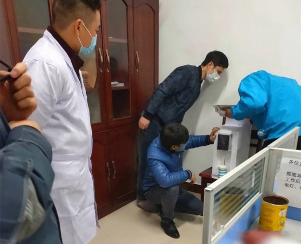 凈水器十大品牌法蘭尼20年始終專注凈水，健康家居水堅定同行者